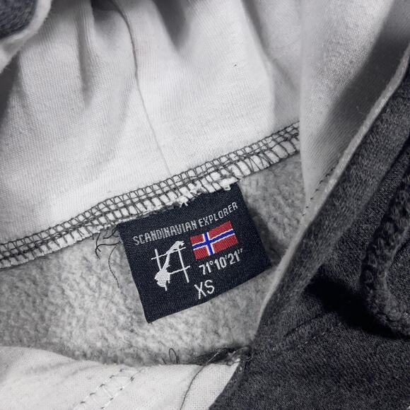 Scandinavian Explorer Hoodie Mens XS Flag Pullover‎ Sweatshirt Norway 1814 Patch - Picture 3 of 9